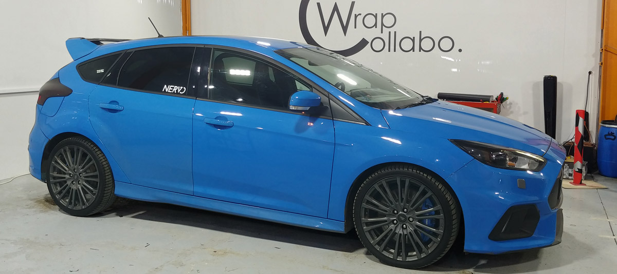 Ford Focus RS przed oklejaniem folią